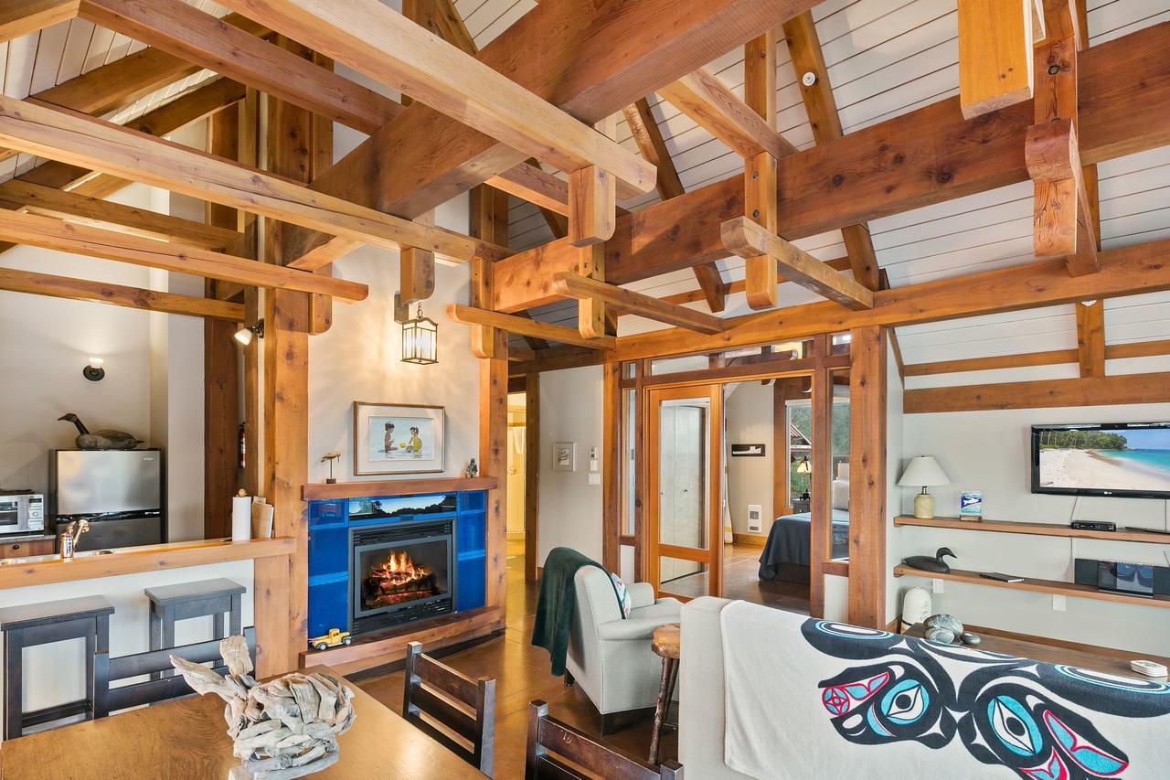 Black Rock Landing Ucluelet Ngoại thất bức ảnh