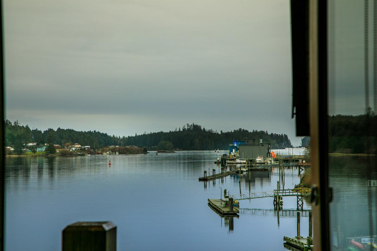 Black Rock Landing Ucluelet Ngoại thất bức ảnh